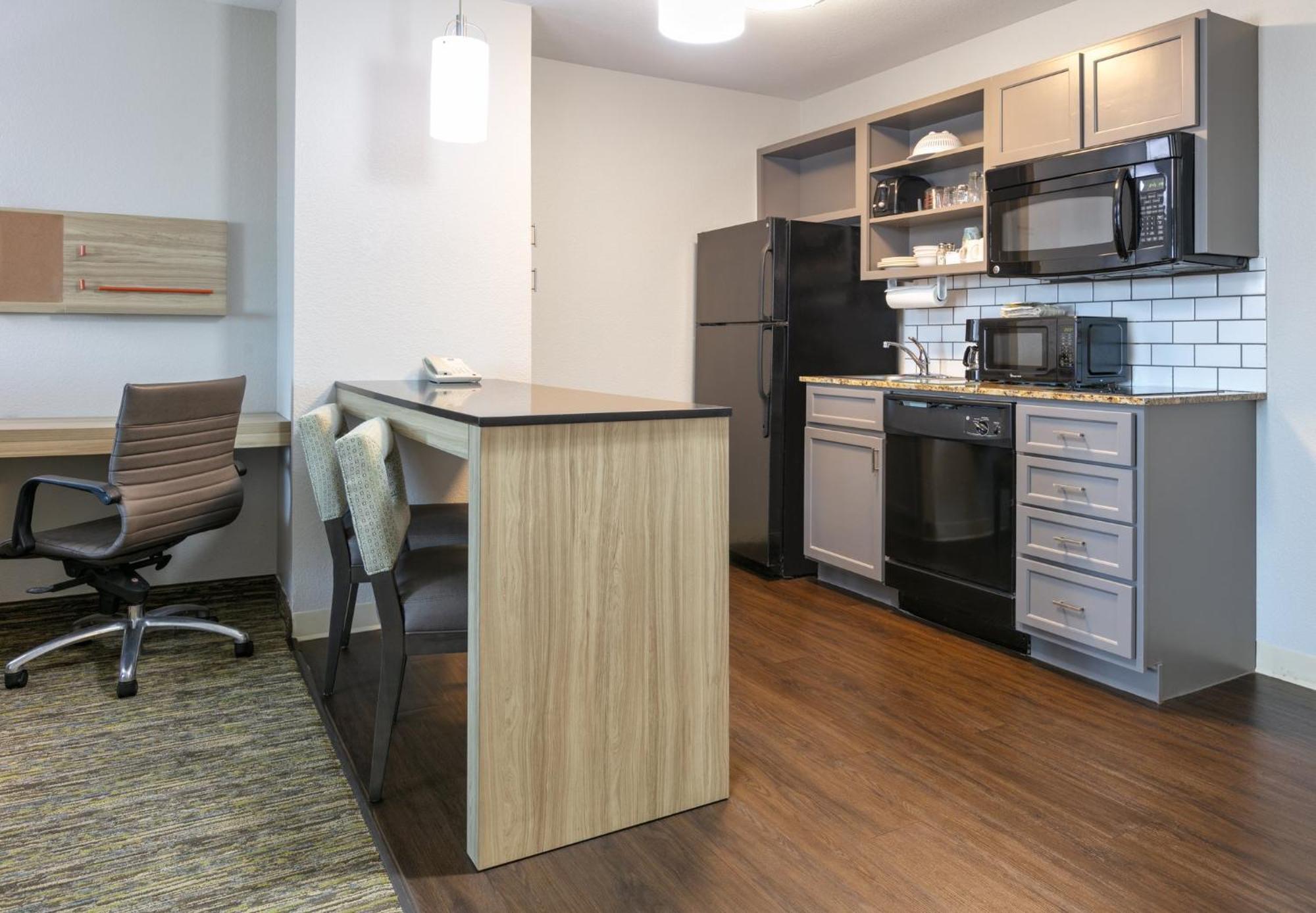 Candlewood Suites Fort Worth West By Ihg Экстерьер фото